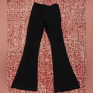 90* leggings black flare leggings Kids Large (14/16).